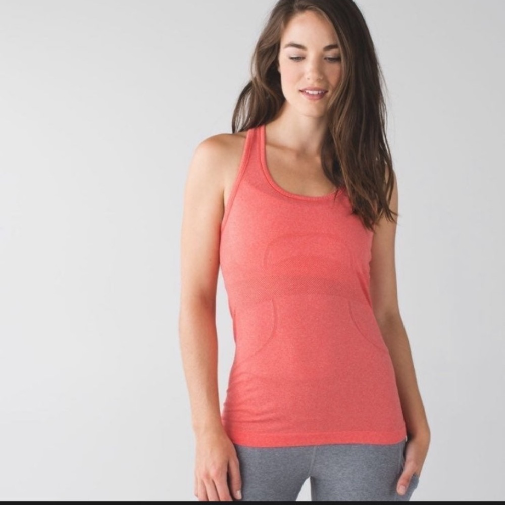 ❌Sold❌NWOT Lululemon swiftly tech